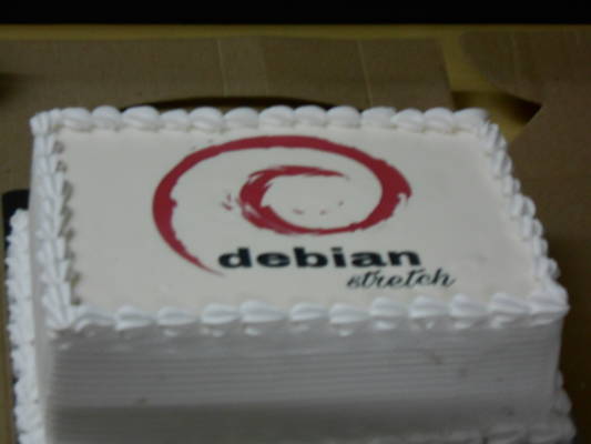 Debian 9 cake